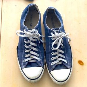 Worn Blue Low Top CoNverse Chuck Taylors